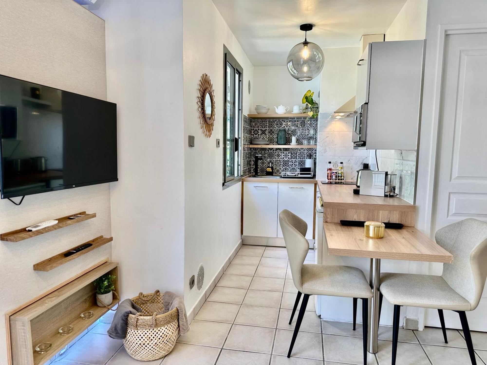 Le Coeur Daisy'L Saint Denis Centre Apartment Екстериор снимка